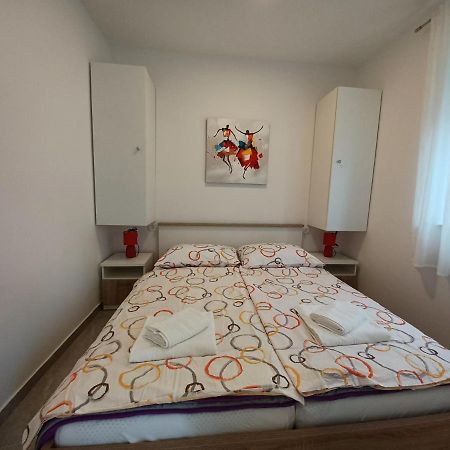 Apartments Leon 1 Novigrad  Zewnętrze zdjęcie