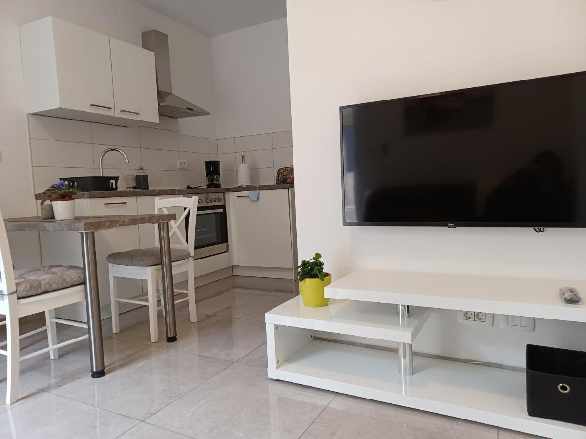 Apartments Leon 1 Novigrad  Zewnętrze zdjęcie