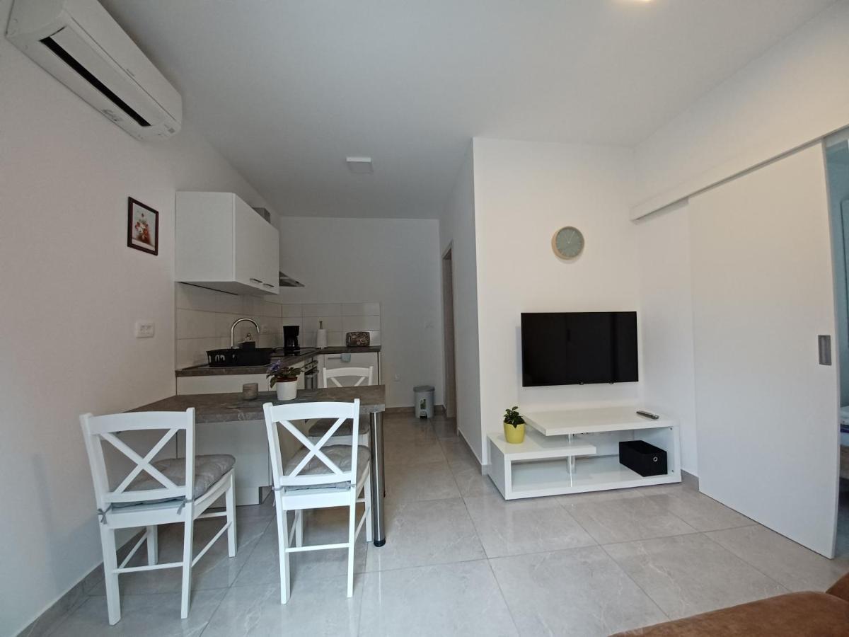 Apartments Leon 1 Novigrad  Zewnętrze zdjęcie