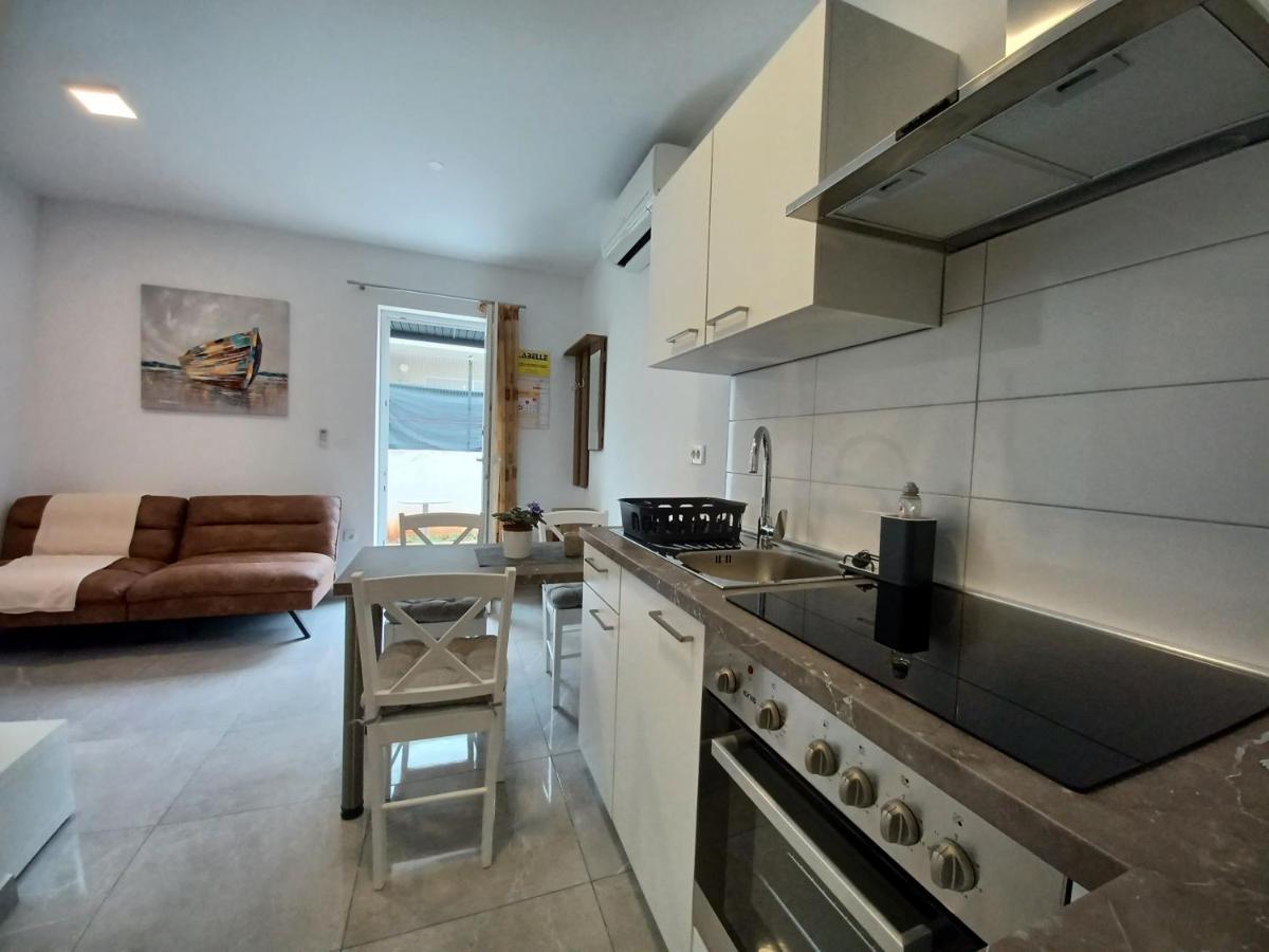 Apartments Leon 1 Novigrad  Zewnętrze zdjęcie